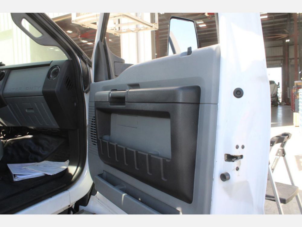 ETI 800-40 Cable Placer on 2017 Ford F650 4x2