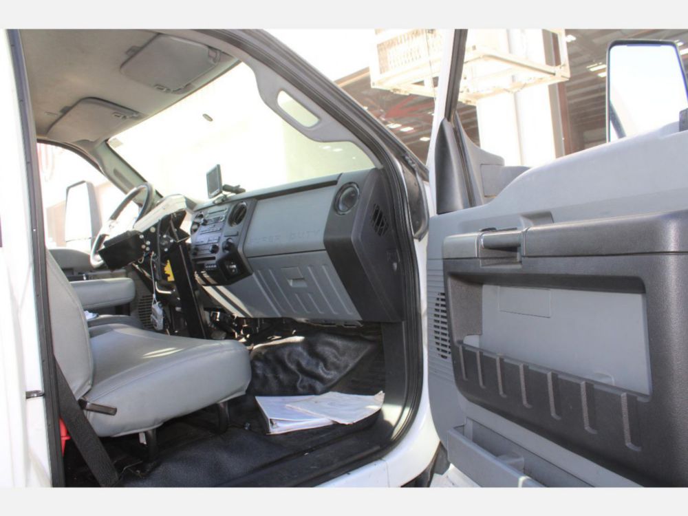 ETI 800-40 Cable Placer on 2017 Ford F650 4x2