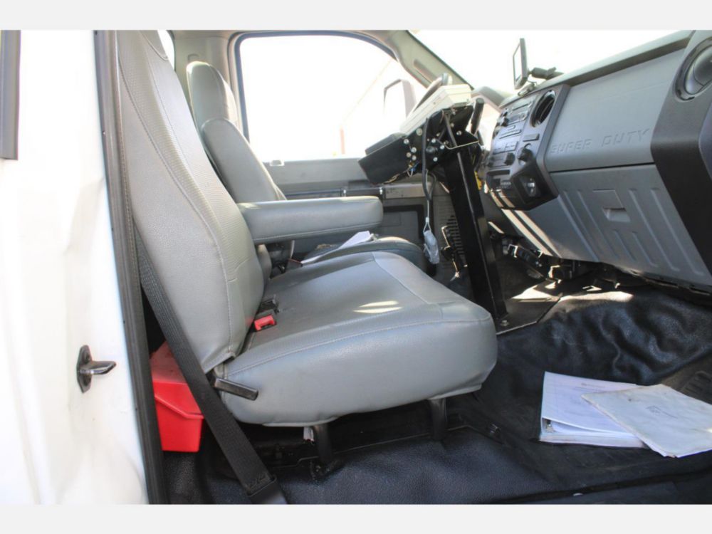 ETI 800-40 Cable Placer on 2017 Ford F650 4x2