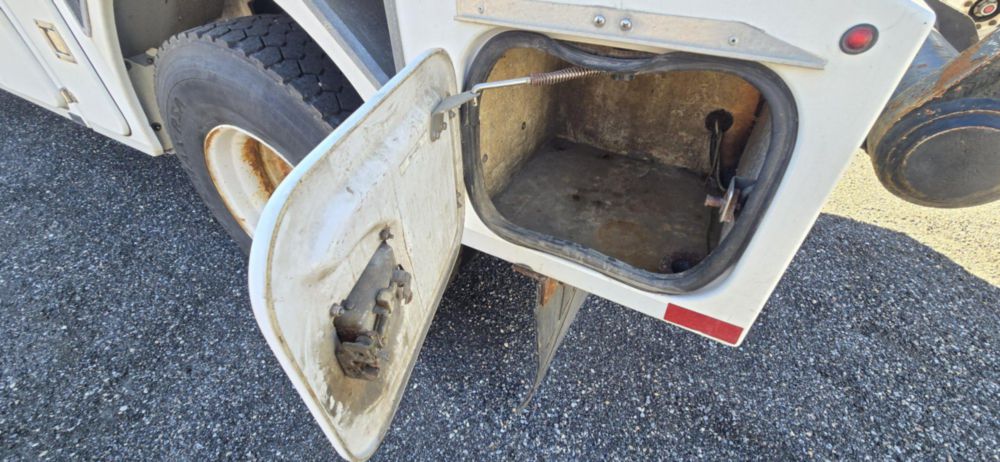 2007 Int'l 4300 Altec T40C Cable Placer Truck