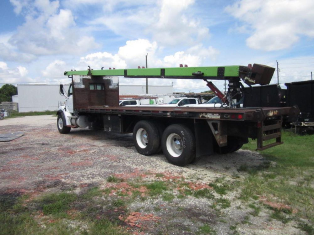 2007 Tandem Sterling L7500 Conveyor Truck