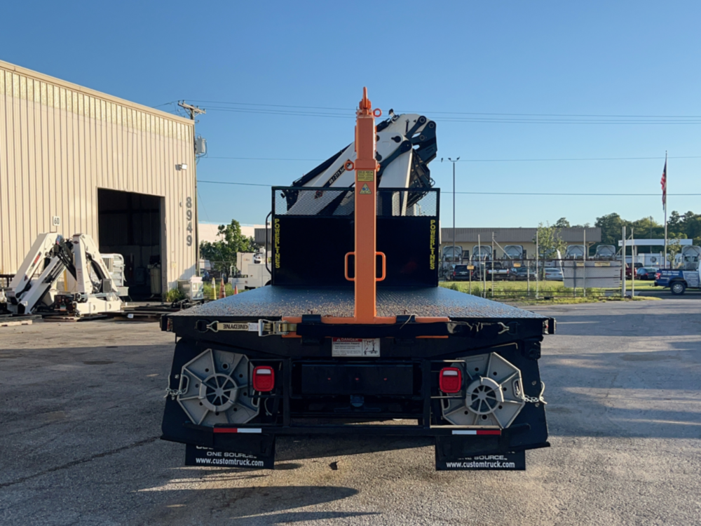 2025 Peterbilt 567 8x4 IMT 40/275 K5 Roofing Knuckleboom Crane Package 