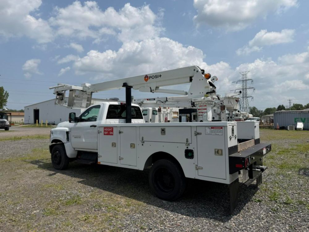 2022 Chevrolet 5500 4x2 Posi+ 700-40 Cable Placer Truck