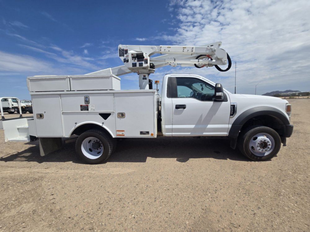 2022 Ford F-550 4x4 Powerstroke Altec AT-40G Bucket Truck