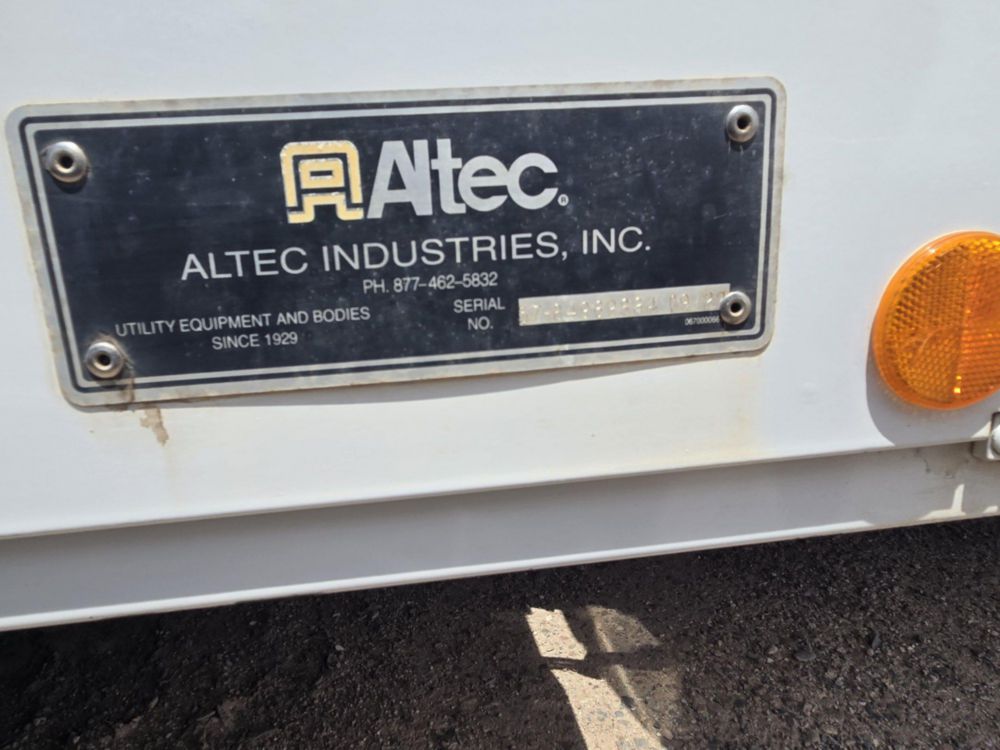2022 Ford F-550 4x4 Powerstroke Altec AT-40G Bucket Truck