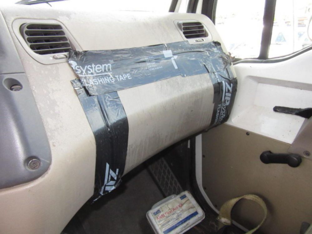 2007 Tandem Sterling L7500 Conveyor Truck