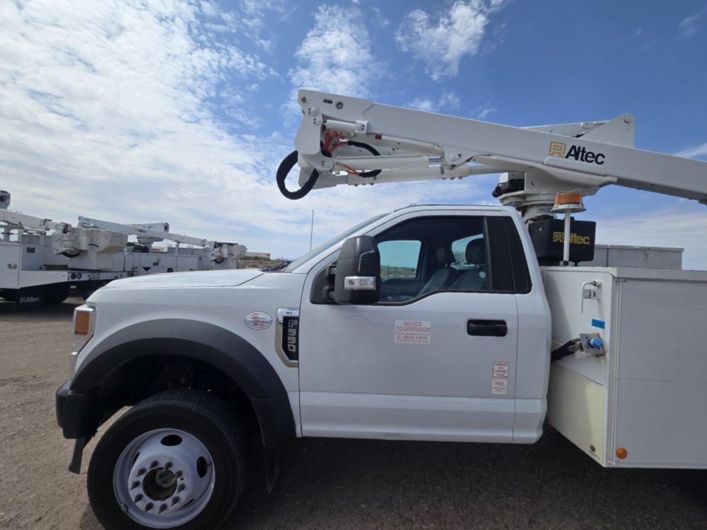 2022 Ford F-550 4x4 Powerstroke Altec AT-40G Bucket Truck