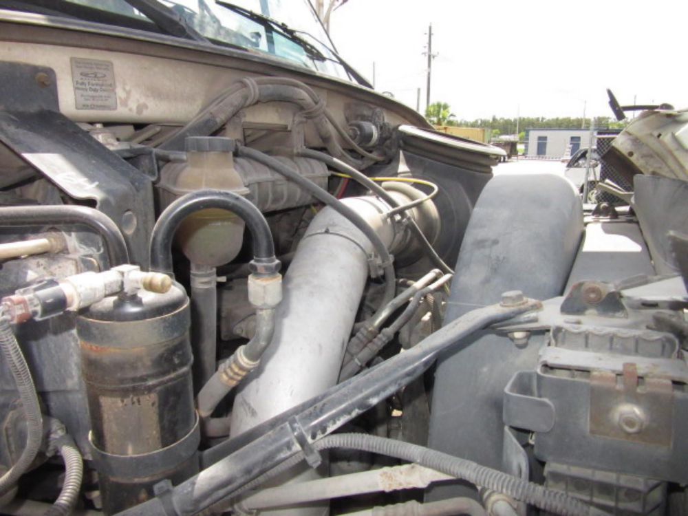 2007 Tandem Sterling L7500 Conveyor Truck