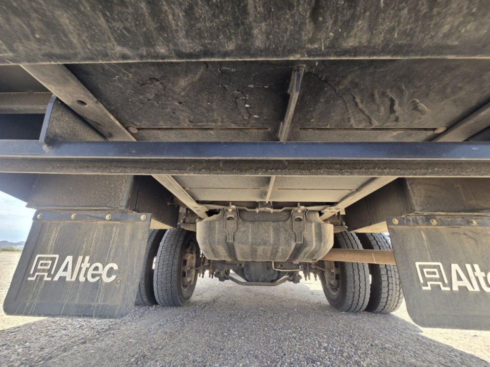 2022 Ford F-550 4x4 Powerstroke Altec AT-40G Bucket Truck