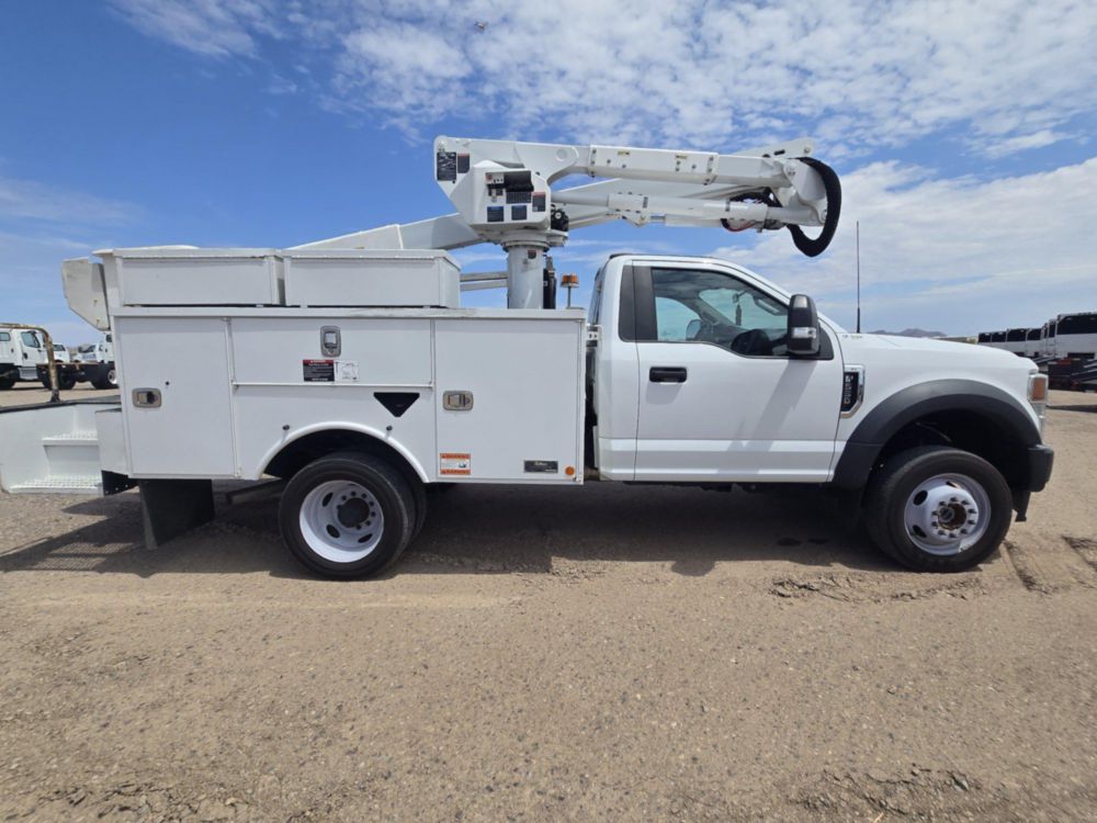 2022 Ford F-550 4x4 Altec AT-40G Bucket Truck