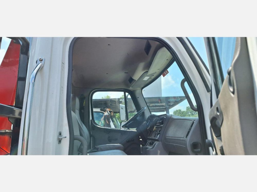 2022 Freightliner M2 Diesel 4x2 Fassi F-115 Grapple Truck