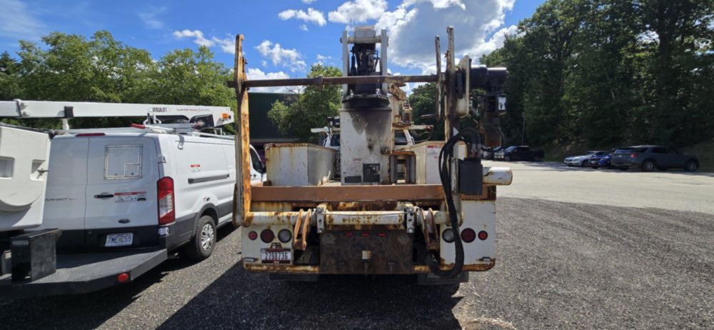 2019 Ford 750 4x2 Versalift VTP-40-NE Cable Placer Truck