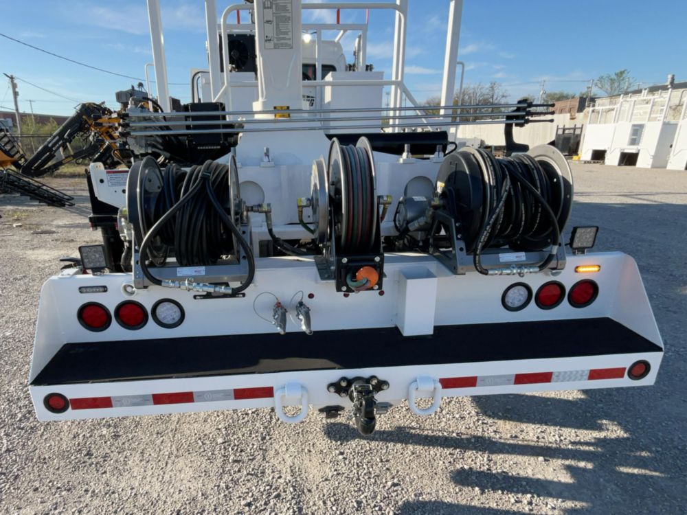 2025 Freightliner 108SD 4x2 IMT 10/72SL K3 Hi-Rail Section Truck
