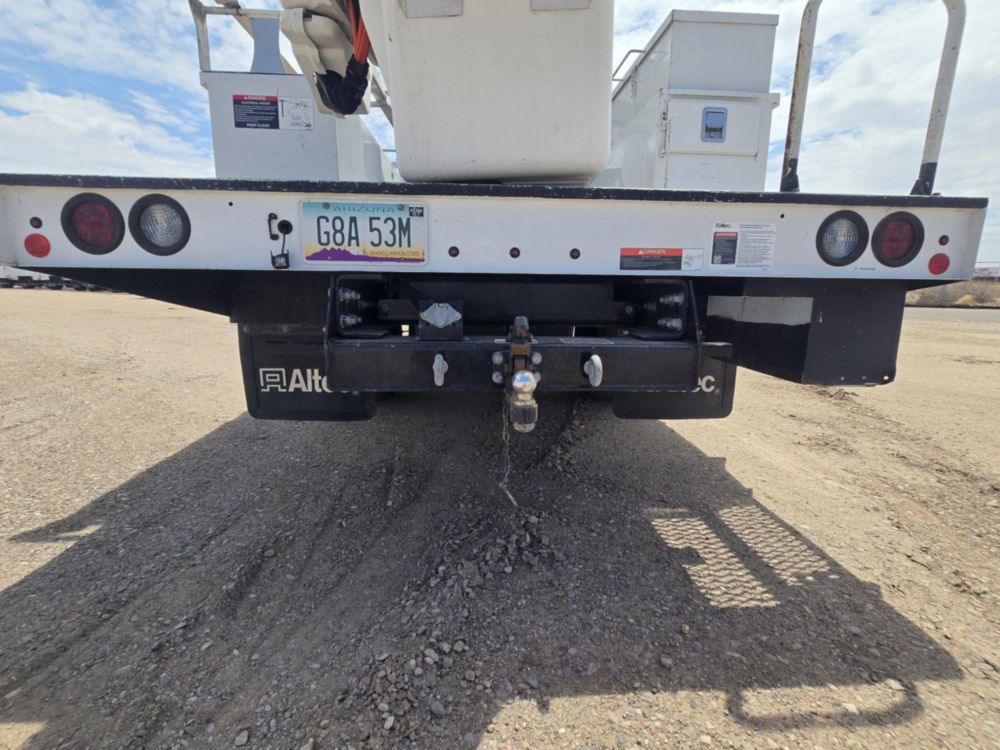 2022 Ford F-550 4x4 Altec AT-40G Bucket Truck