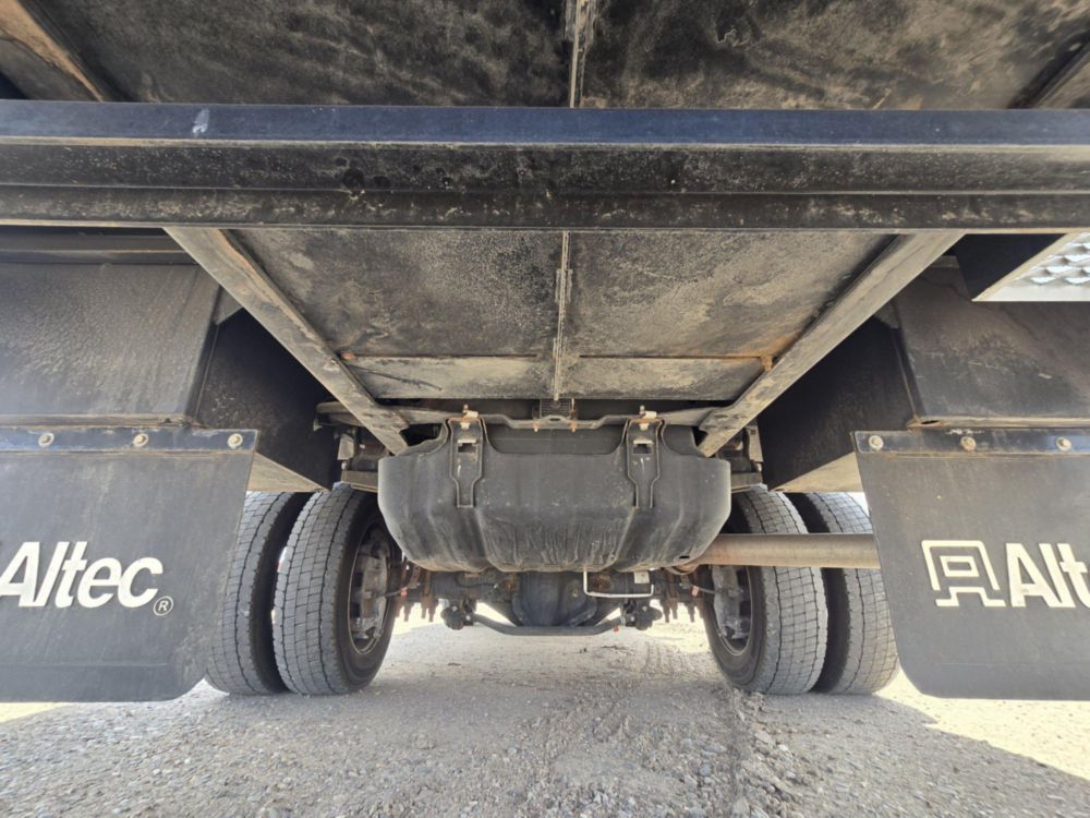 2022 Ford F-550 4x4 Altec AT-40G Bucket Truck
