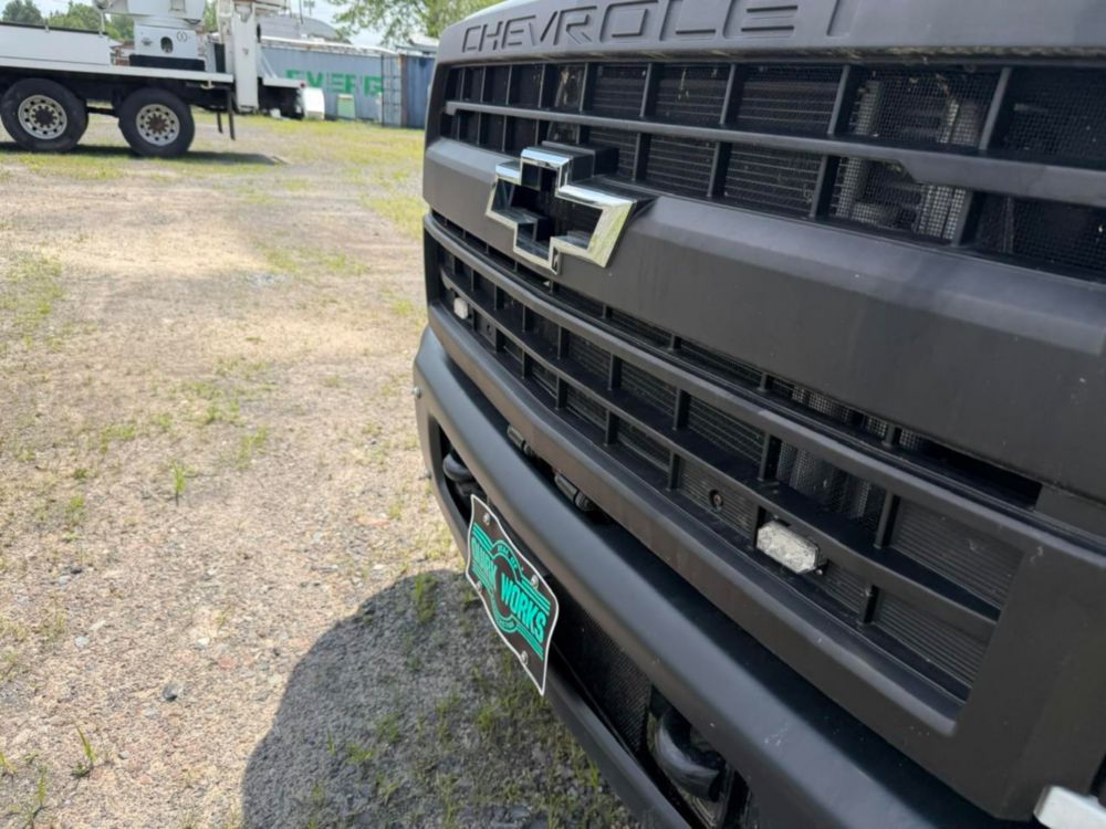 2022 Chevrolet 5500 4x2 Posi+ 700-40 Cable Placer Truck