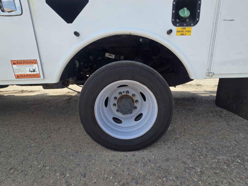 2022 Ford F-550 4x4 Altec AT-40G Bucket Truck