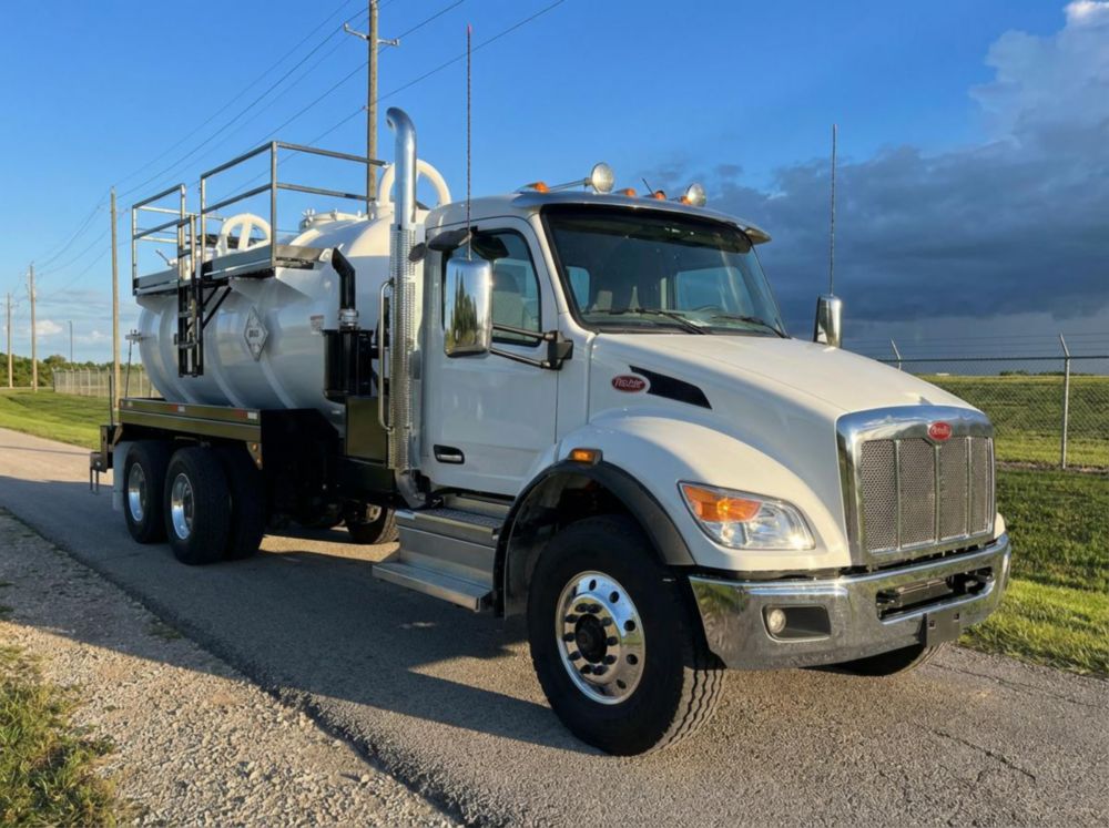 2026 Peterbilt 548 6x4 GVS 172FT-CTOS Hydrovac Truck