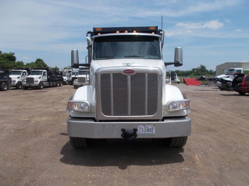 2026 Peterbilt 567 10x4 19' Load King Dump Truck