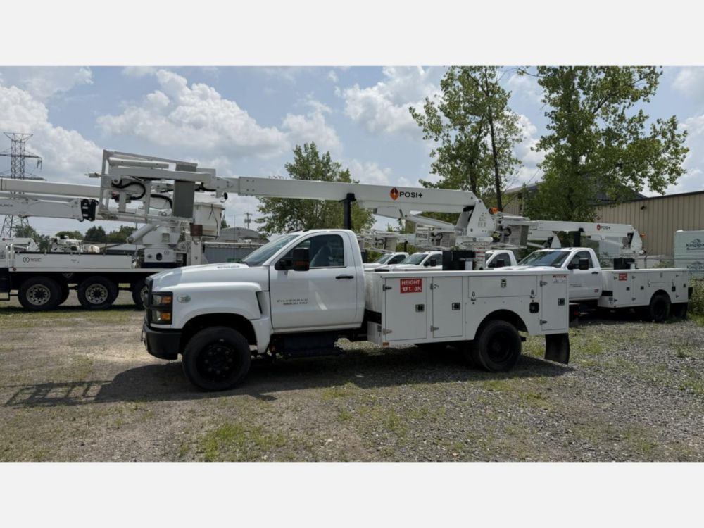 New 2022 Chevrolet 5500 4x2 Posi+ 700-40 Cable Placer Truck
