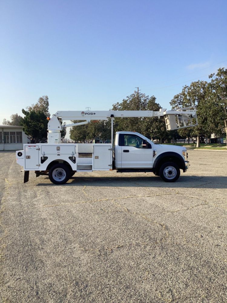 2019 Ford F-550 4x2 POSI+ 700-40 Cable Placer