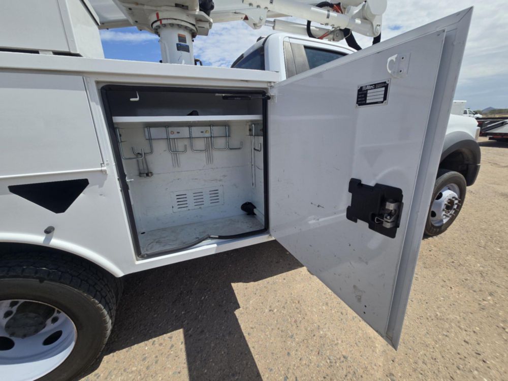 2022 Ford F-550 4x4 Powerstroke Altec AT-40G Bucket Truck