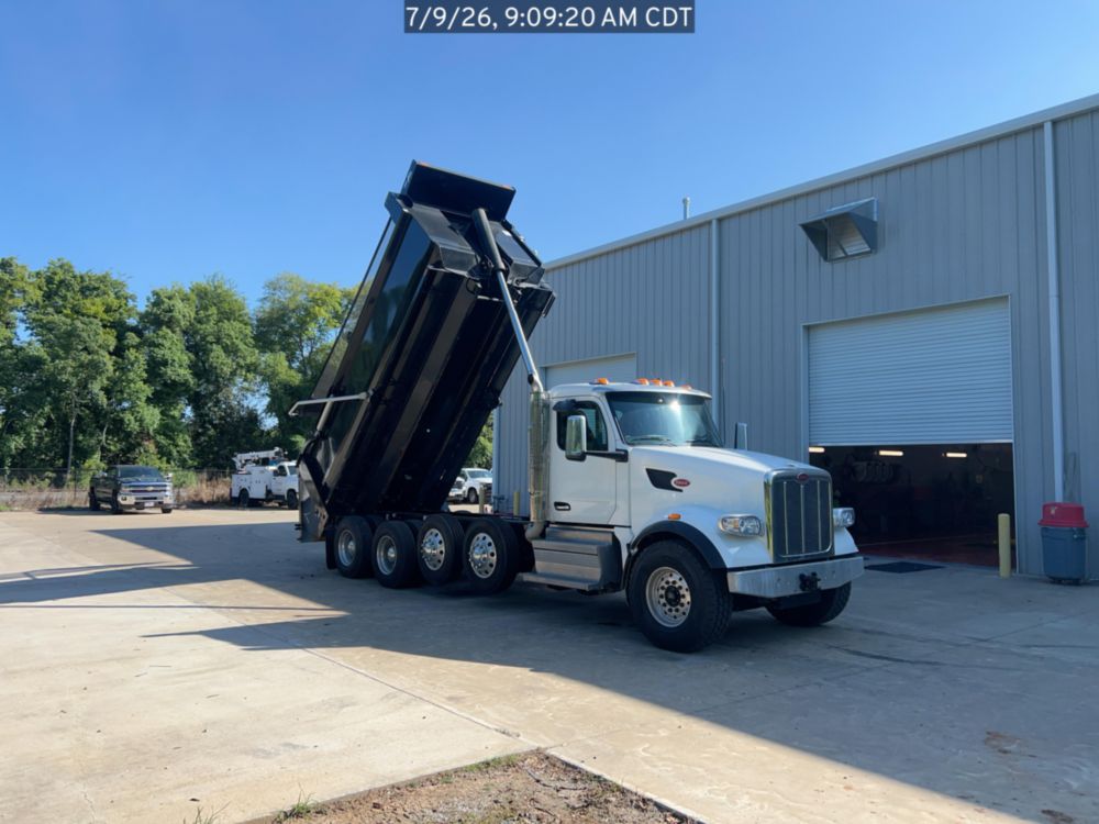 2026 Peterbilt 567 10x4 18' Load King Dump Truck