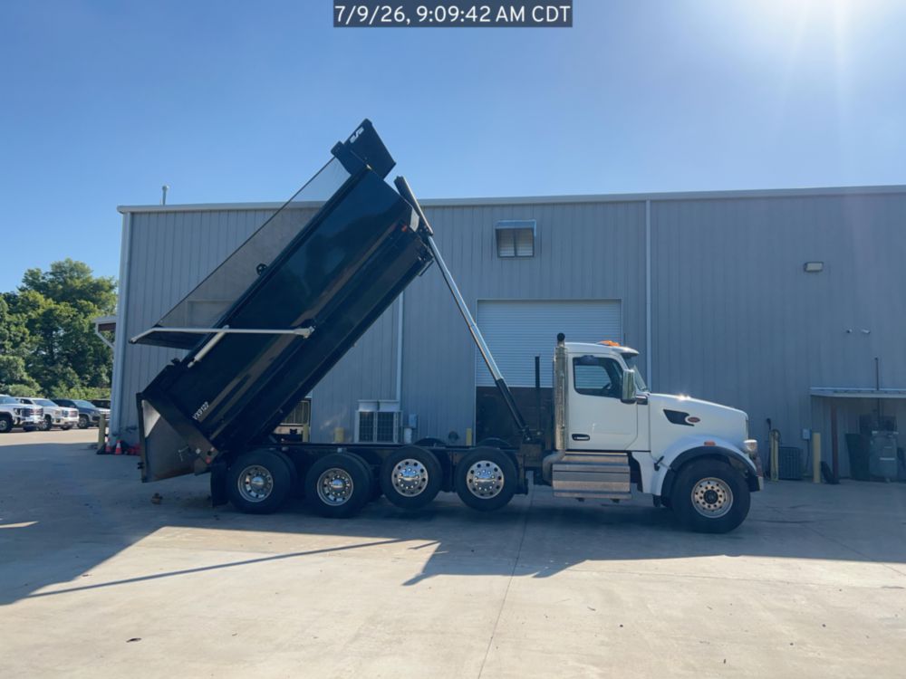 2026 Peterbilt 567 10x4 18' Load King Dump Truck