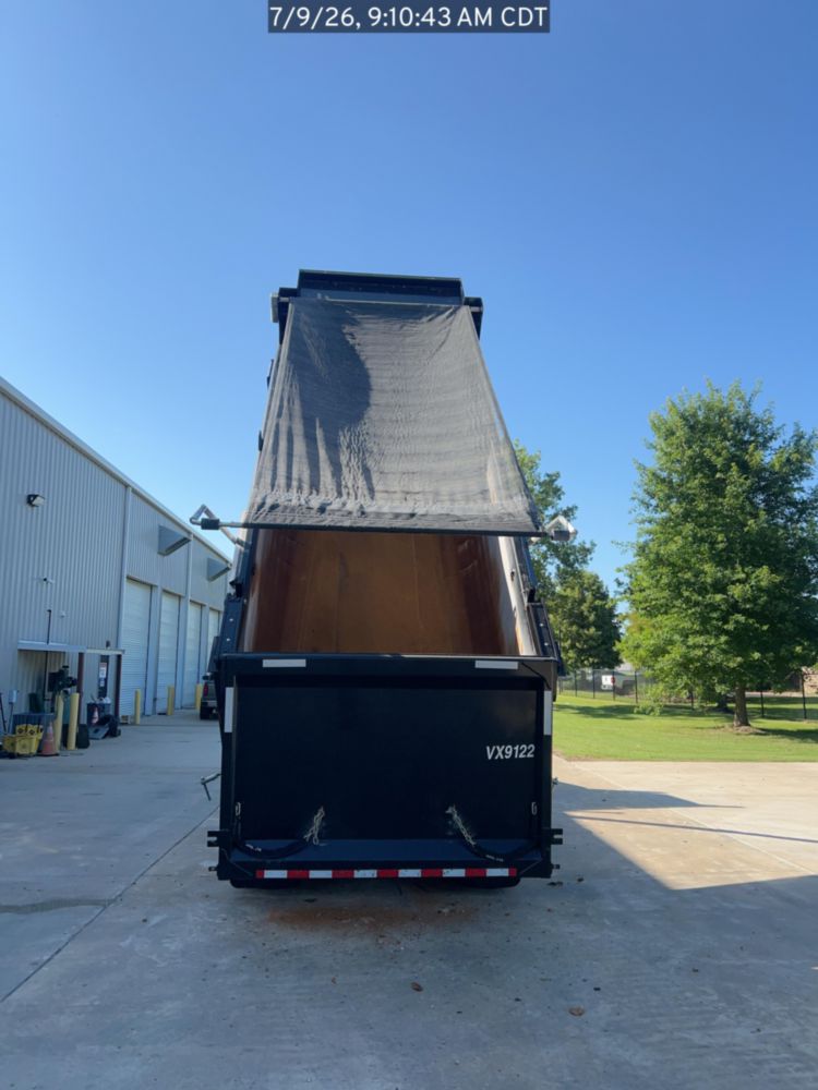 2026 Peterbilt 567 10x4 18' Load King Dump Truck
