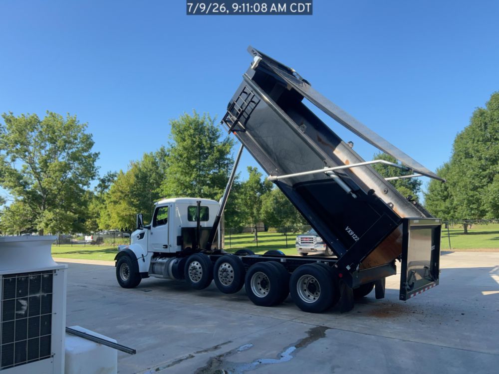 2026 Peterbilt 567 10x4 18' Load King Dump Truck
