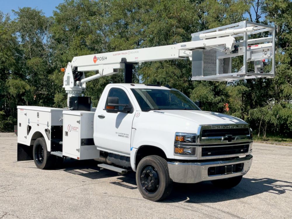 2023 Chevrolet 5500 4x2 Posi+ 700-40 Cable Placer Truck