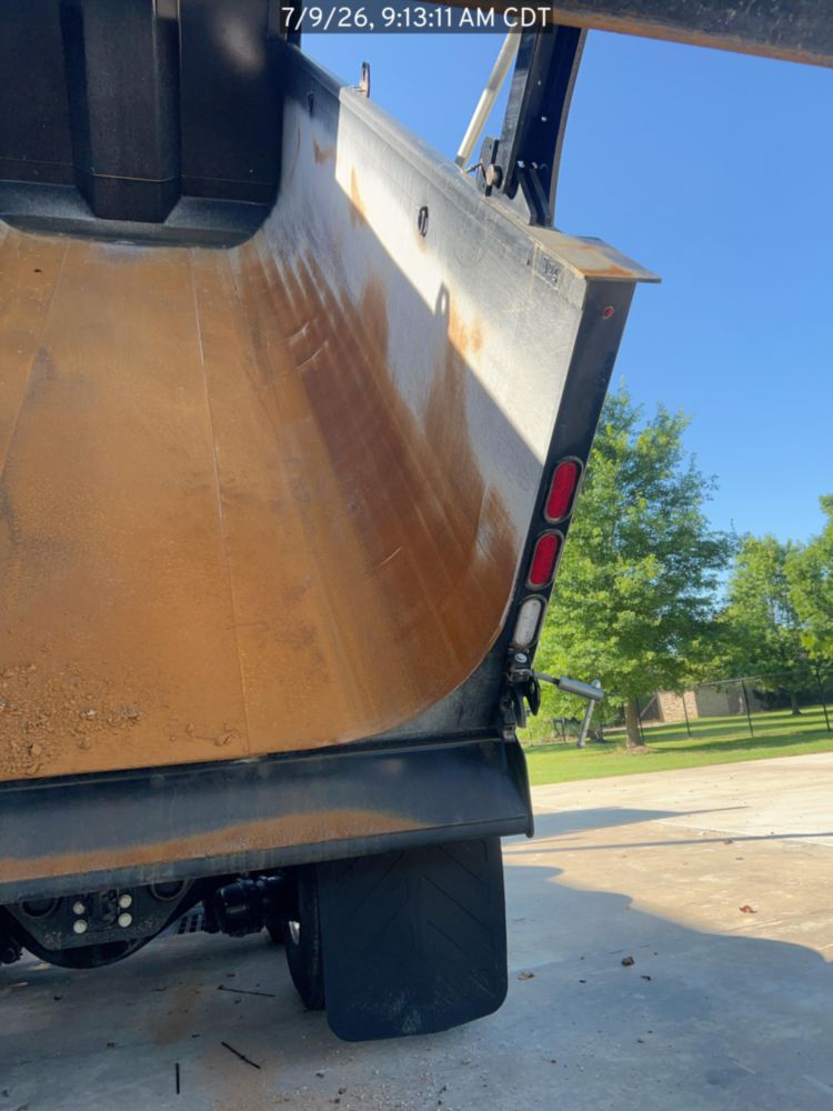 2026 Peterbilt 567 10x4 18' Load King Dump Truck