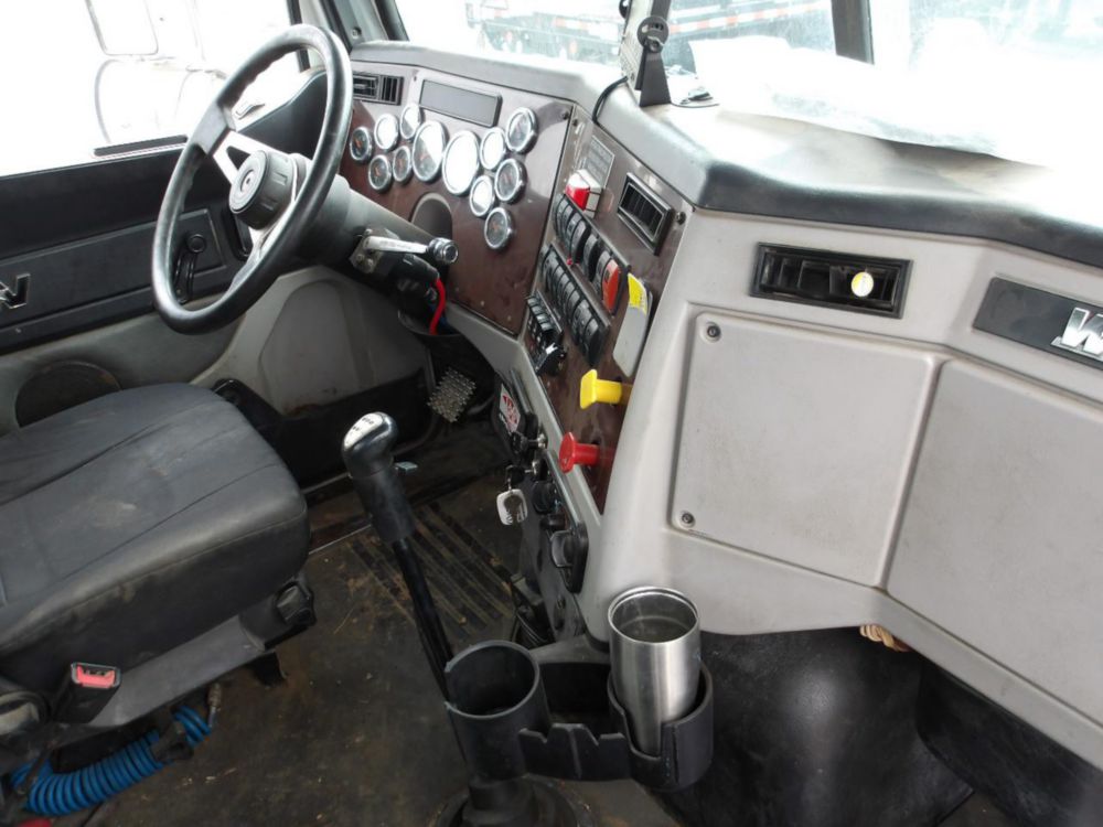 2019 Westernstar 4700 SB Rotobec Elite 910 Tandem Grapple Truck