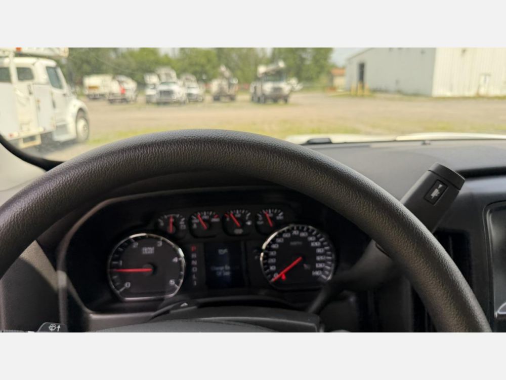 New 2022 Chevrolet 5500 4x2 Posi+ 700-40 Cable Placer Truck