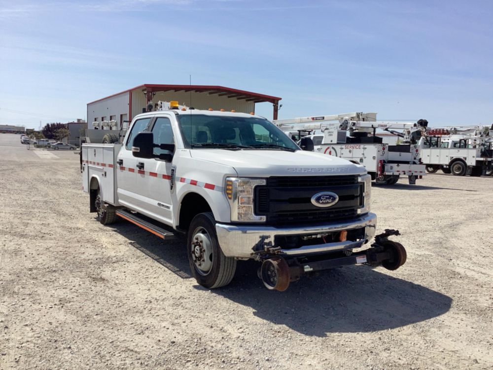 2019 Ford F-350 4x4 Hi-Rail Palfinger Service Truck