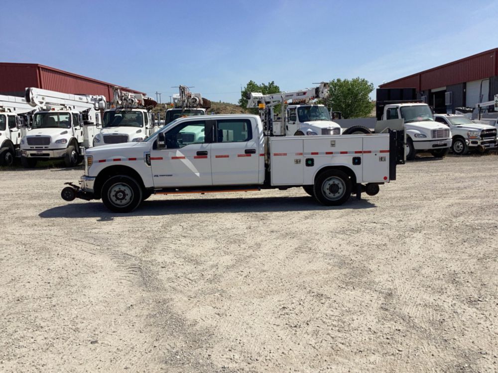 2019 Ford F-350 4x4 Hi-Rail Palfinger Service Truck