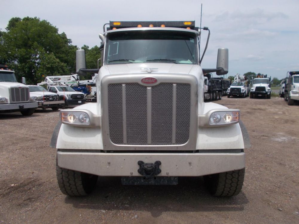 2026 Peterbilt 567 10x4 18' Load King Dump Truck
