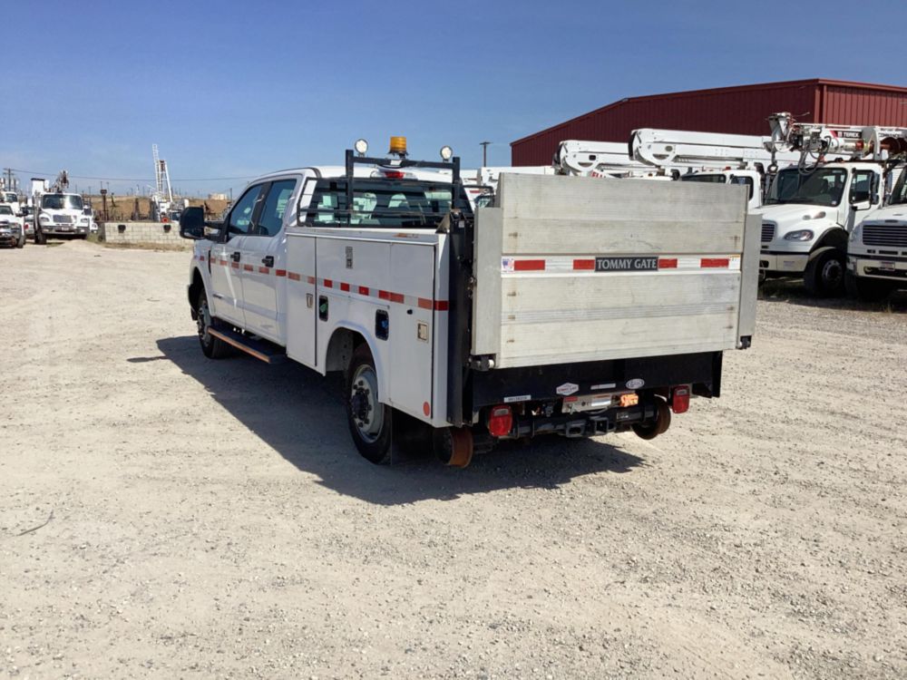 2019 Ford F-350 4x4 Hi-Rail Palfinger Service Truck