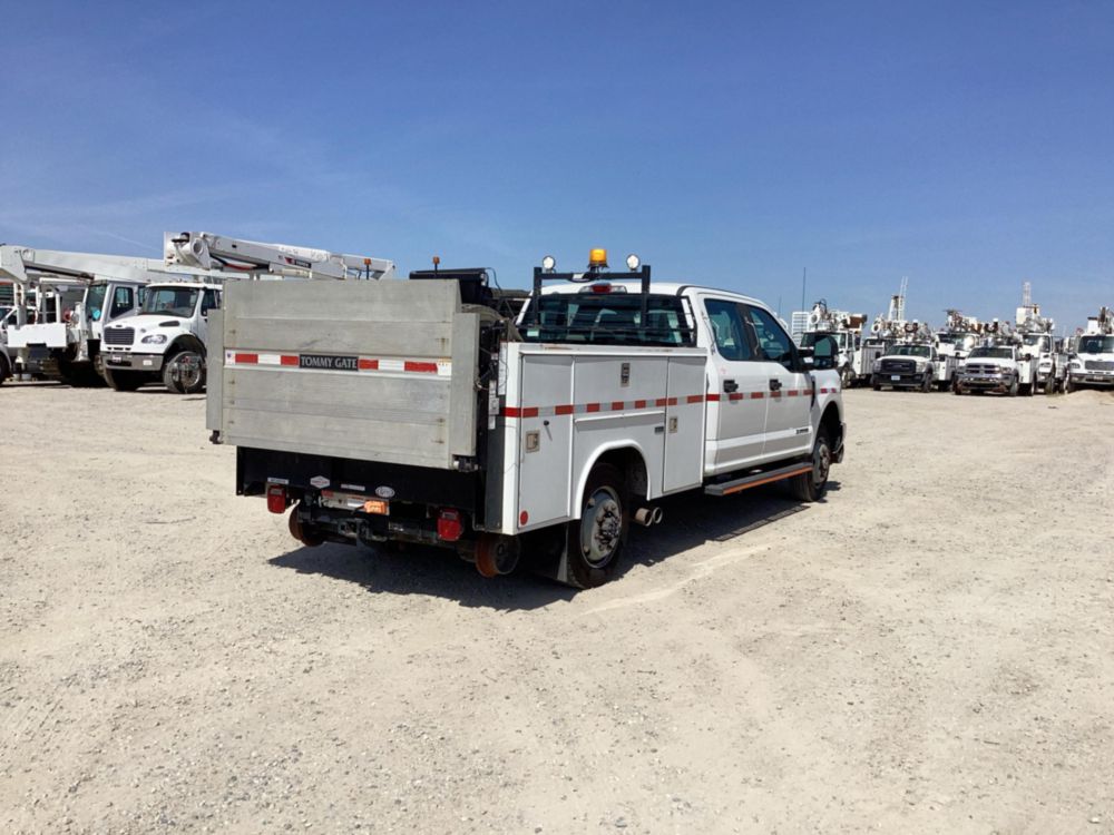 2019 Ford F-350 4x4 Hi-Rail Palfinger Service Truck
