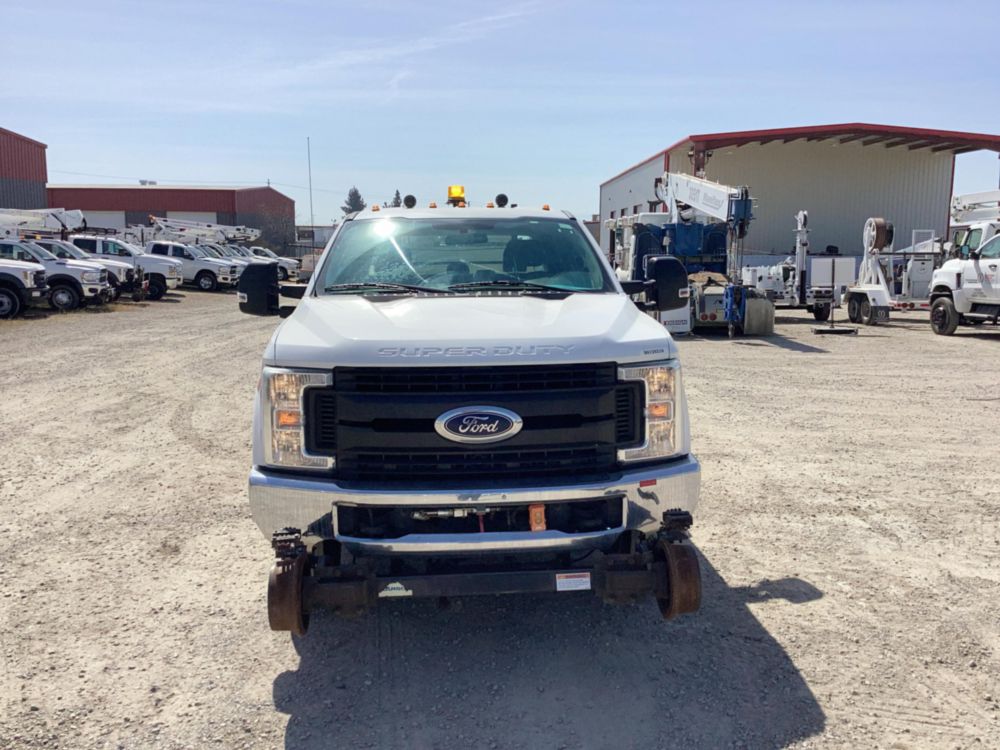2019 Ford F-350 4x4 Hi-Rail Palfinger Service Truck