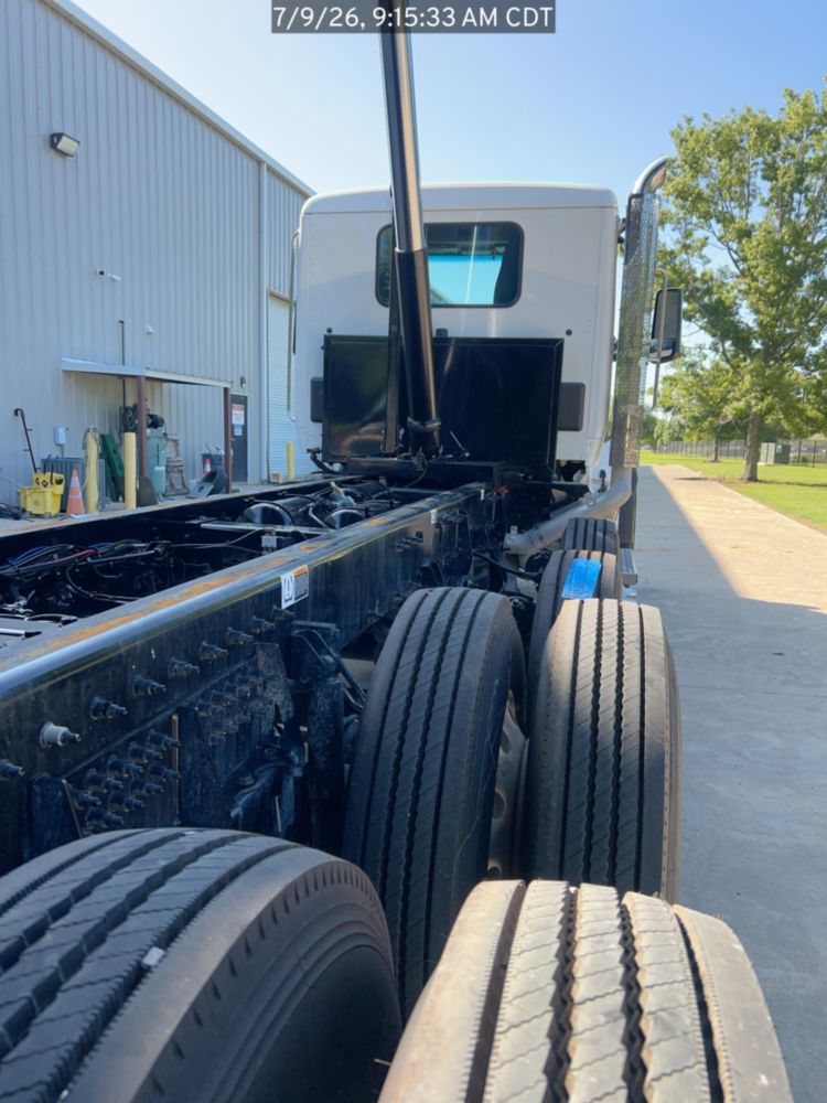 2026 Peterbilt 567 10x4 18' Load King Dump Truck