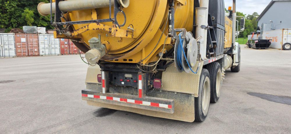2018 Int'l HX615 Tri-Axle Vermeer VX200-1600 Hydro-Excavator Truck