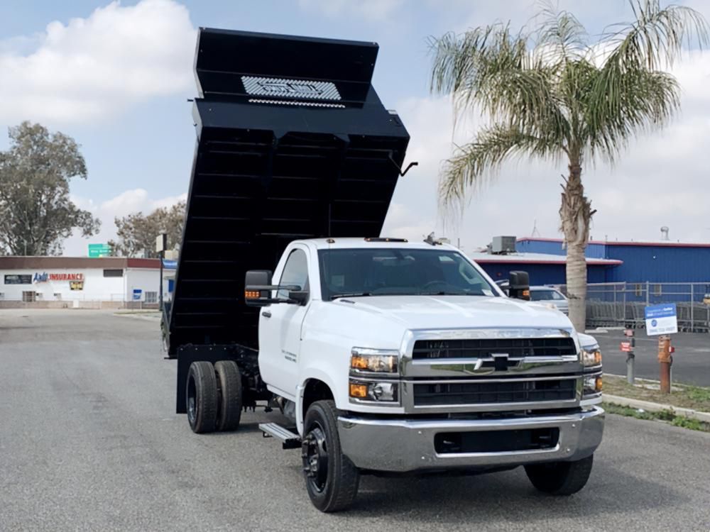 Chevrolet 6500 4x2 11' Load King Dump Truck