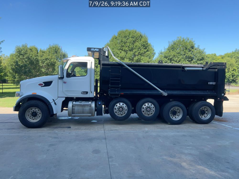 2026 Peterbilt 567 10x4 18' Load King Dump Truck
