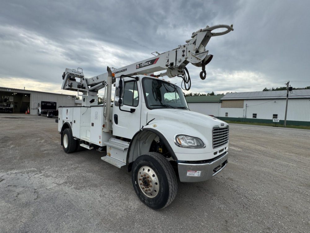 2020 Freightliner M2 4x4 Terex Commander 4047 Digger Derrick Truck