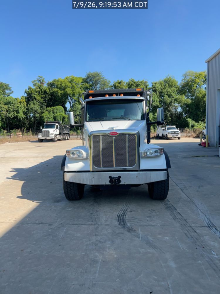 2026 Peterbilt 567 10x4 18' Load King Dump Truck