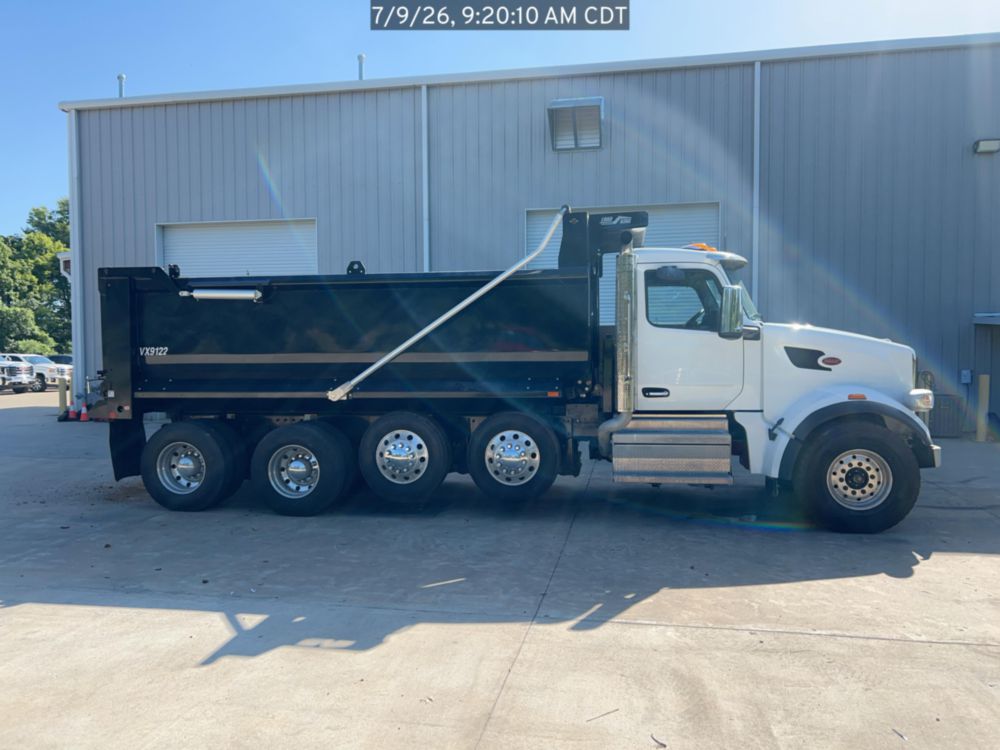 2026 Peterbilt 567 10x4 18' Load King Dump Truck