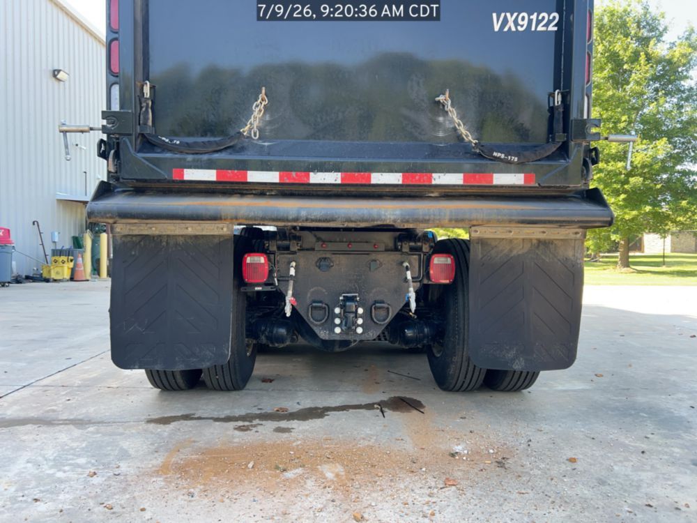 2026 Peterbilt 567 10x4 18' Load King Dump Truck