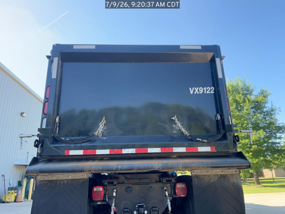 2026 Peterbilt 567 10x4 18' Load King Dump Truck