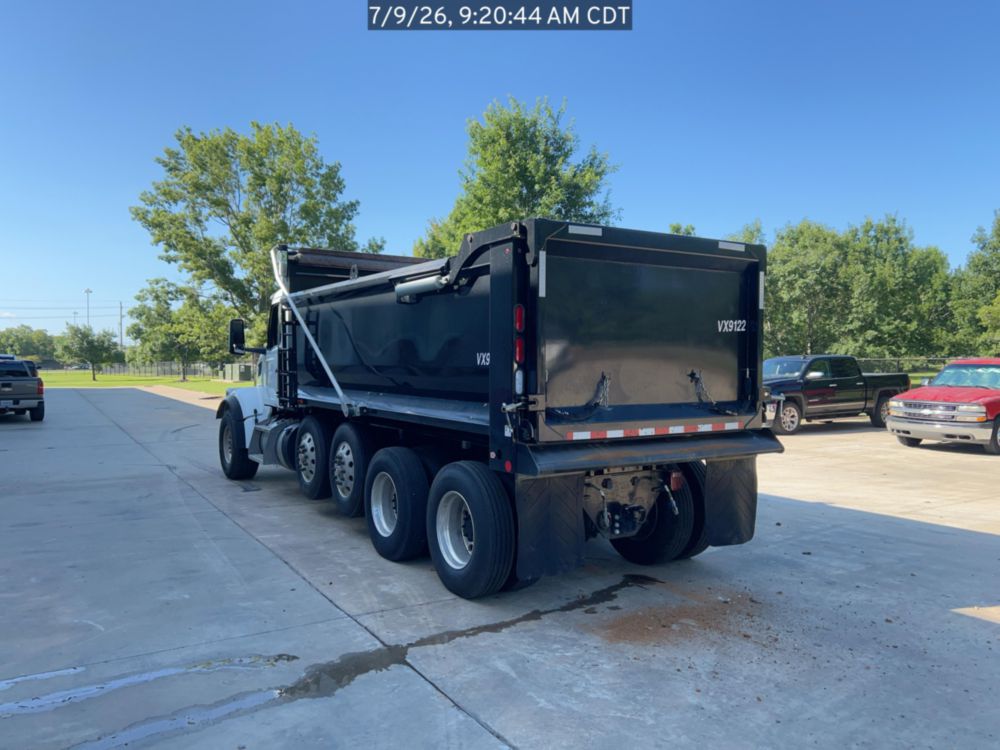 2026 Peterbilt 567 10x4 18' Load King Dump Truck